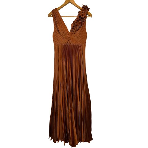 AMUR Aviva Rosette One Shoulder Pleated Gown Copper Size 2 - Picture 4 of 16